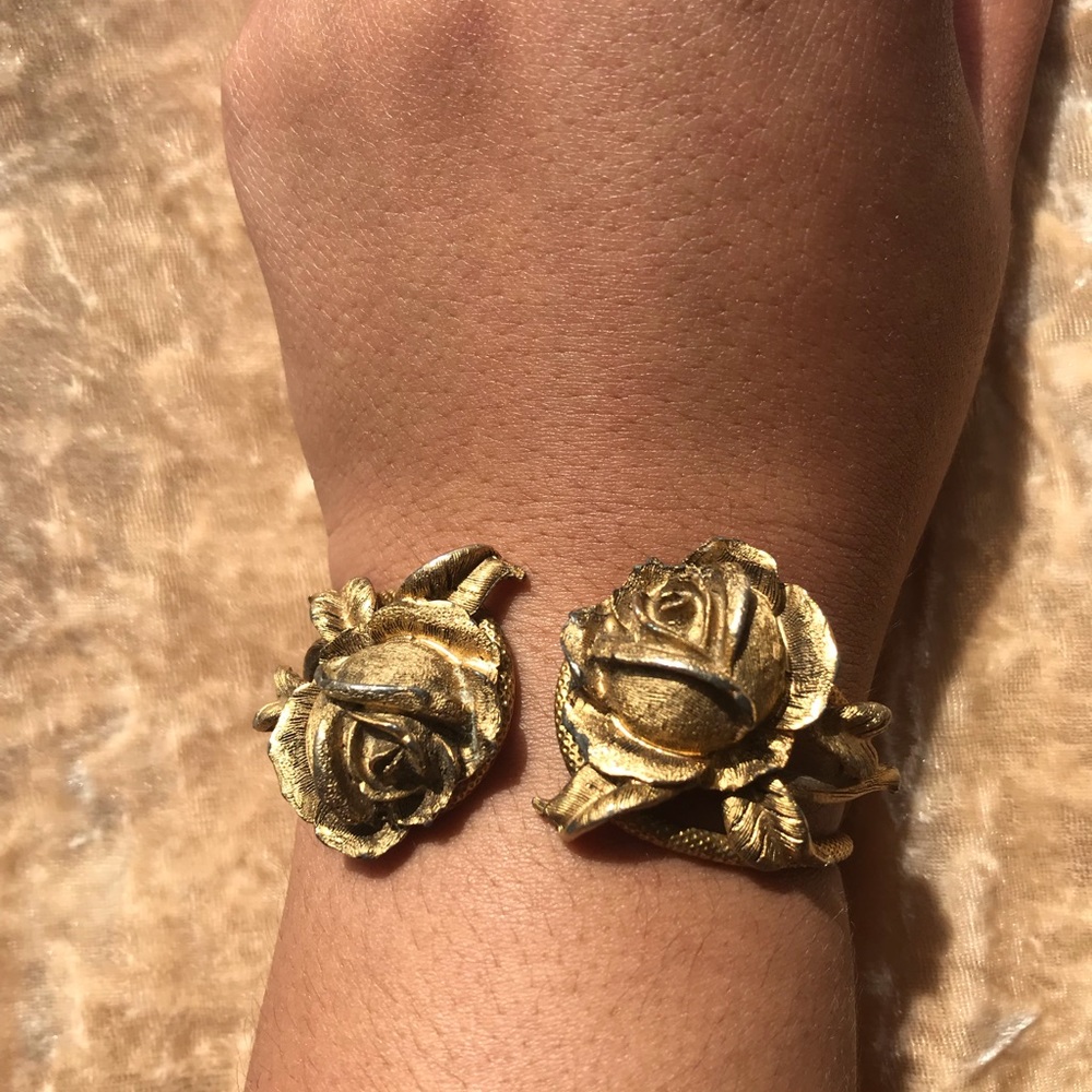Vintage rose bracelet